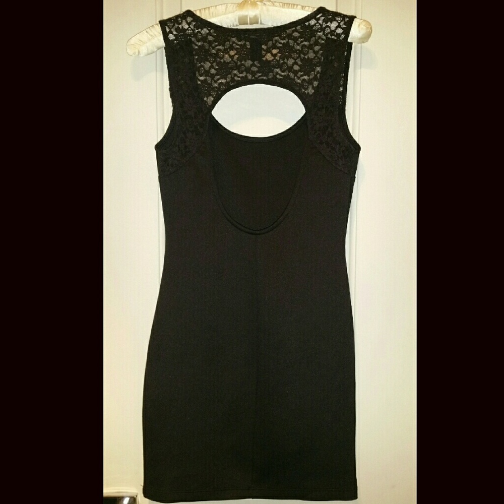 *NEW W/O TAGS* Forever21 black dress *All offers accepted*
